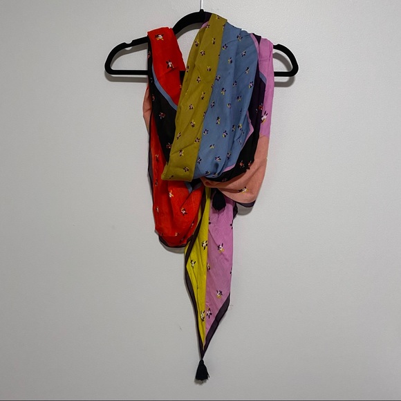 Ann Taylor Accessories - 📦 3/$30 | Ann Taylor LOFT color block floral scarf w tassels